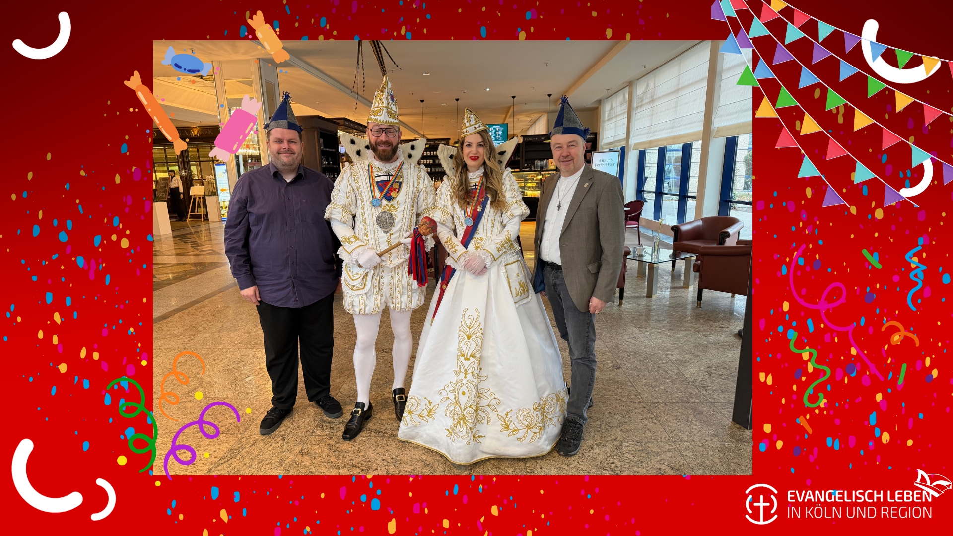 Du betrachtest gerade Ein funkelnder Höhepunkt: Blauköpp verleihen Sessionsorden ans Prinzenpaar Prinz Roland I. und Bonna Stephanie III.